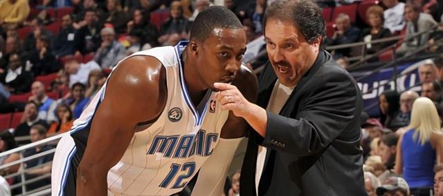 英超最新积分榜：曼联红军分列6、7，枪手榜首领先曼城2分（英超积分最新形势：阿森纳领跑较曼城多2分，曼联与利物浦分列第6、第7）