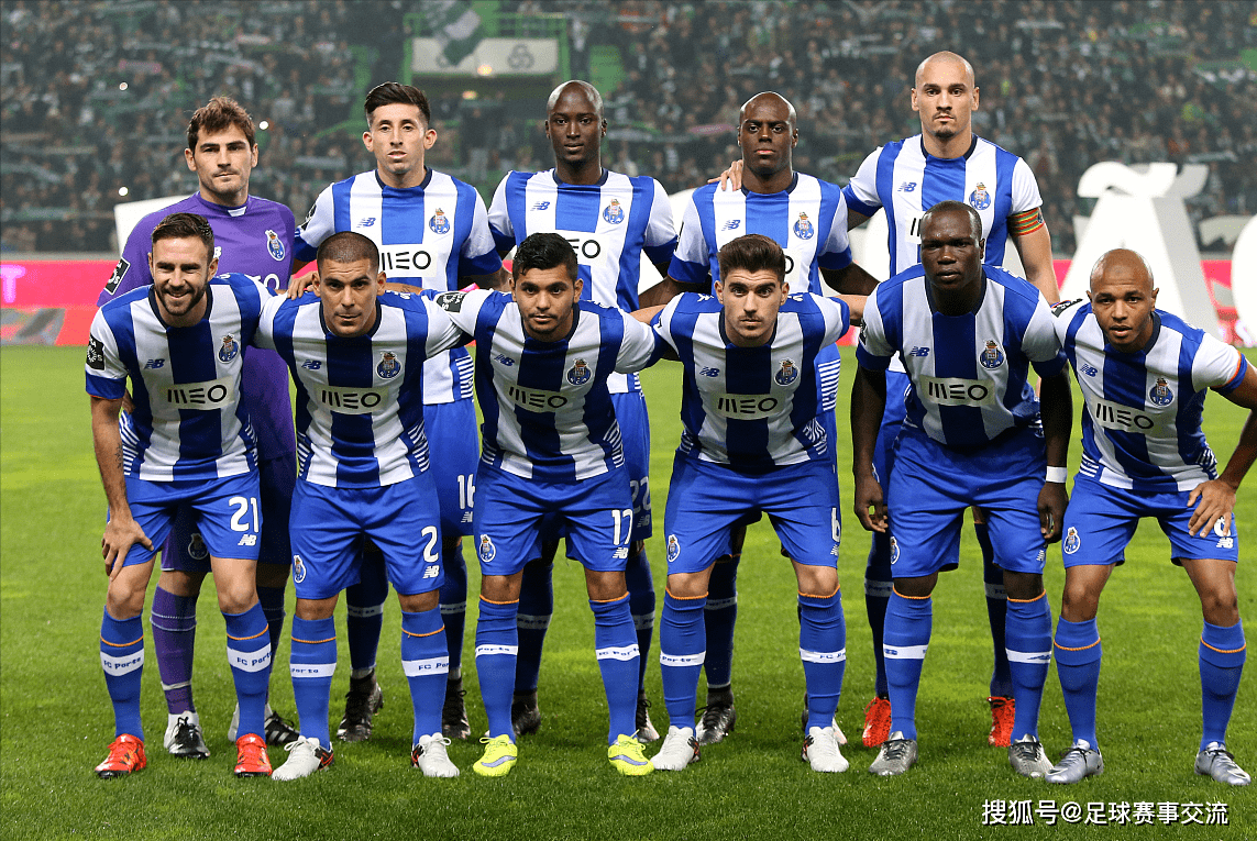 韩鹏：徐根宝指导80多岁高龄还在工作一线，这非常让人感动（韩鹏感慨：八旬徐根宝仍坚守一线，令人动容）