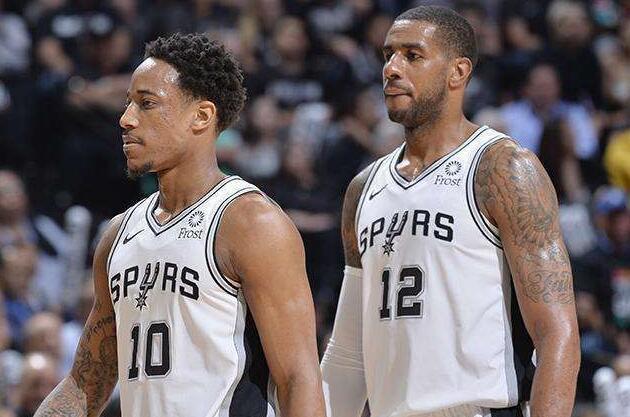 川普狂喜，乡下人乐队将在世界杯抽签仪式结束后表演《YMCA》（世界杯抽签结束后，乡下人乐队将表演《YMCA》，川普兴奋不已）