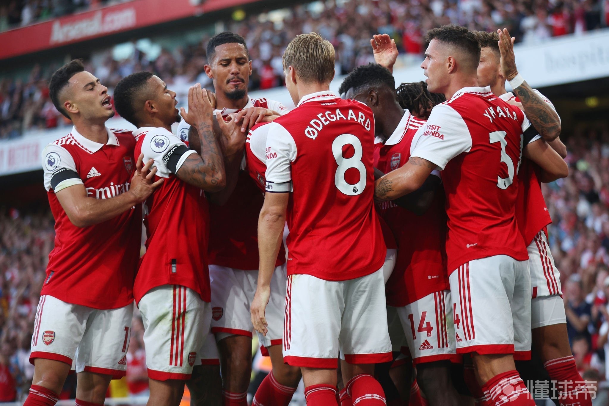 葡萄牙11月大名单：C罗领衔，菲利克斯、莱奥、B费在列（葡萄牙公布11月阵容：C罗率队，菲利克斯、莱奥与B费入选）