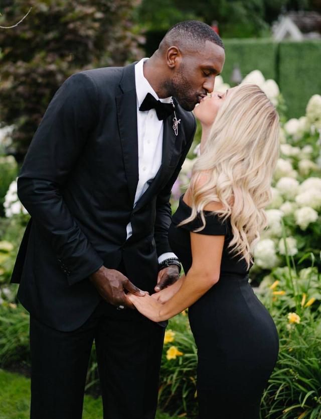 伊萨克数据：上场68分钟1次射门，未能进球，传球11次（伊萨克本场数据：出战68分钟，1次射门未破门，完成11次传球）