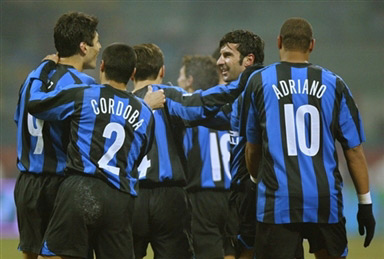 2025／26赛季英超：英超首尾大战来袭！阿森纳vs狼队（2025／26赛季英超焦点战：榜首VS垫底，阿森纳对阵狼队）