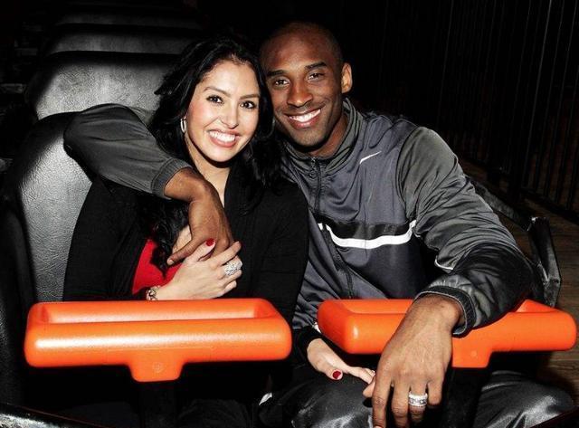 NBA半场：布克20分，追梦遭驱逐，太阳67-64领先勇士（半场战况：布克轰20分，格林被驱逐，太阳67-64暂领先勇士）