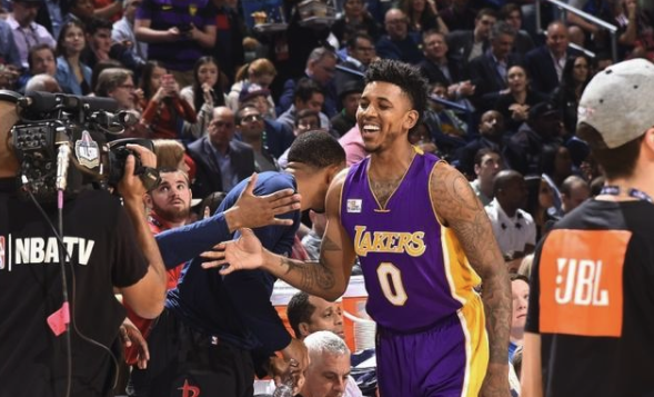 博主：东欧球队争夺萨缅托，但球员本人更倾向于征战中超（东欧俱乐部争抢萨缅托，球员本人倾向加盟中超）